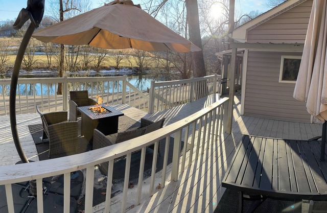 Charming 2-bedroom fishing cabin in brilliant Gate City with AC, WiFi