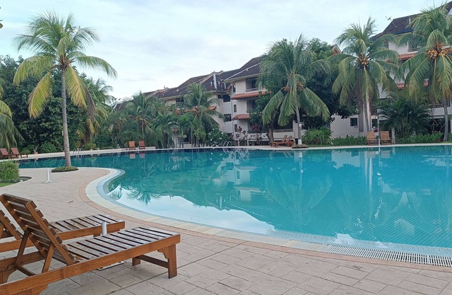Charming 2-bedroom house with Pool, WiFi, Kitchen, AC in Langkawi Island