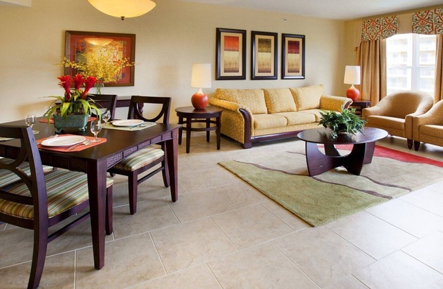 Charming 2-bedroom less than 5 min from Disney World!