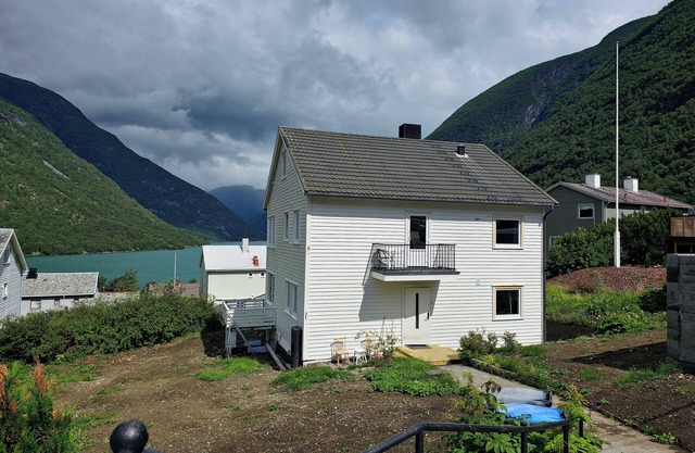 Charming 2-bedroom loft by UNESCO site Jotunheimen and Vettifossen!