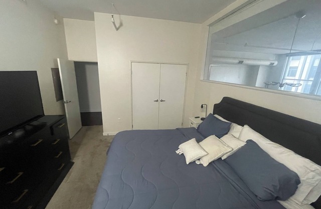 Charming 2-bedroom 2 bath apartment w/ fitness room, WiFi in lovely Indianapolis