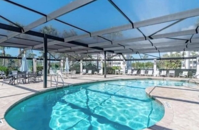 Charming 2-bedroom condo in phenomenal Marco Island 🏝️
