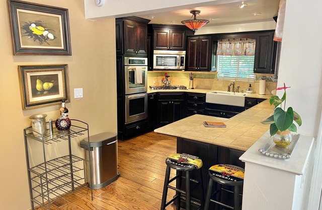 Charming 2-bedroom villa in brilliant Silverado with AC, WiFi