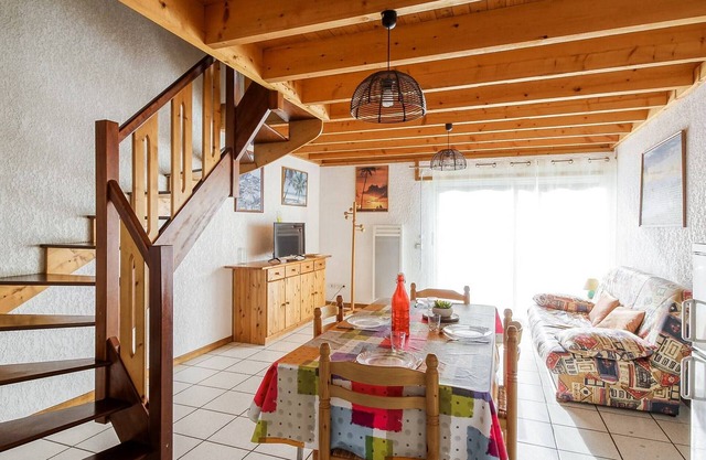Appartement T3 6 pers avec jardinet, BBQ, proche thermes, parking privé, 3 stations de ski à proximité