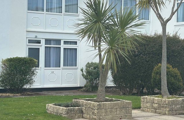 Charming 2 Storey Holiday Villa in Dawlish Warren