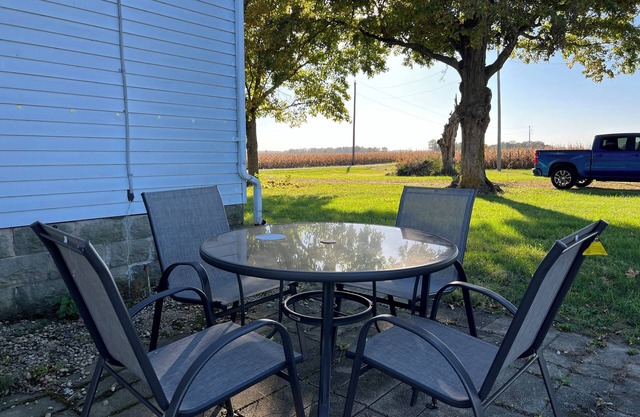 Charming 3-bedroom country house with AC and WiFi near Wilmington