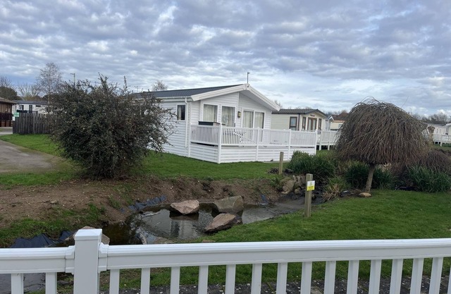 Charming 3 Bedroom Lodge Manor Park Hunstanton