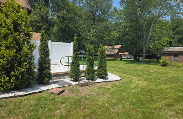 Charming 3-bedroom house with wishing well,WiFi and AC in Bloomfield