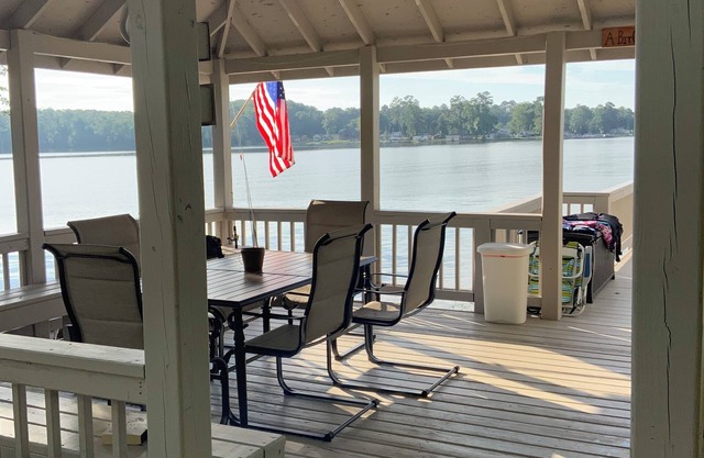 Charming 3 Bedroom Home with Dock on Lake Murray in Prosperity