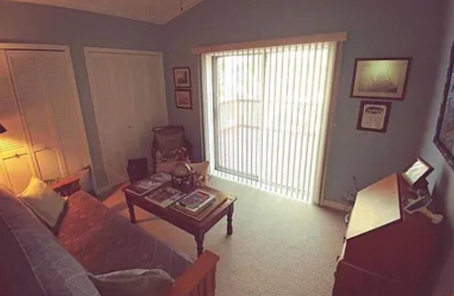 Charming 3-bedroom house with WiFi and AC in marvelous Vero Beach