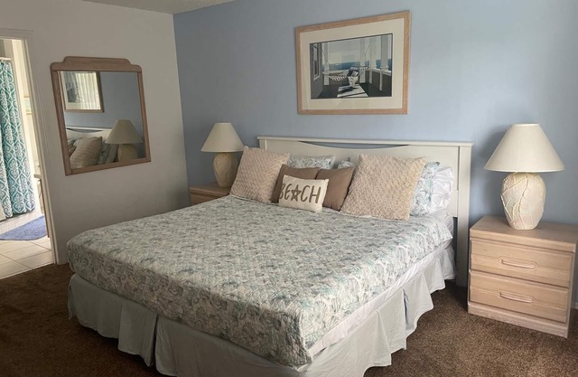 Charming 3-bedroom house with WiFi, AC in fabulous Kissimmee