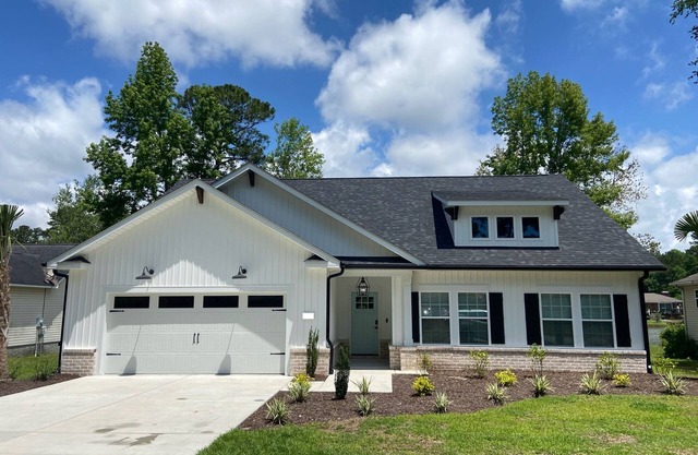 Charming 3-bedroom home minutes from Sunset Beach in Calabash