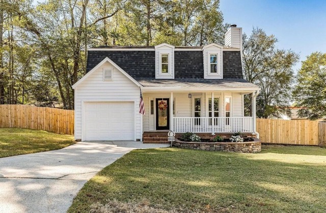 Charming 3-bedroom house in Martinez with WiFi and AC 12 minutes from Masters