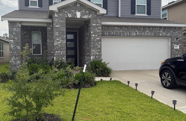 Charming 3-bedroom house with WiFi, AC in lovely Richmond