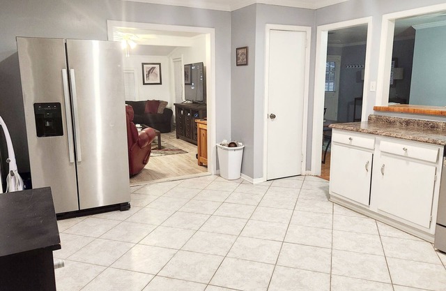 Charming 3-bedroom house with AC and WiFi in fabulous Mobile