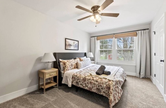 Charming 3 BR Home near Downtown Statesville
