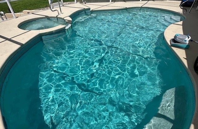 Charming 3-BR North Fort Myers Home with Pool, Sleeps 9 - Perfect for Relaxation