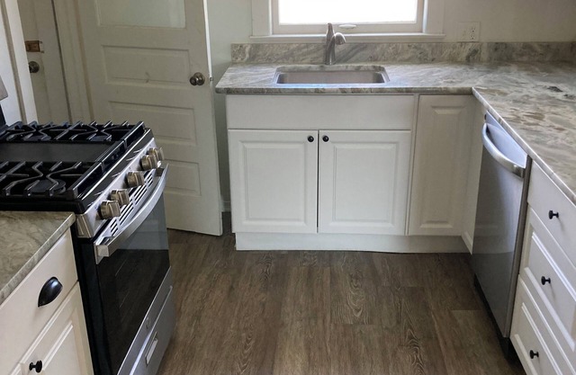 Charming 3bedroom house, pets welcome close to Beloit Janesville Roscoe Rockford