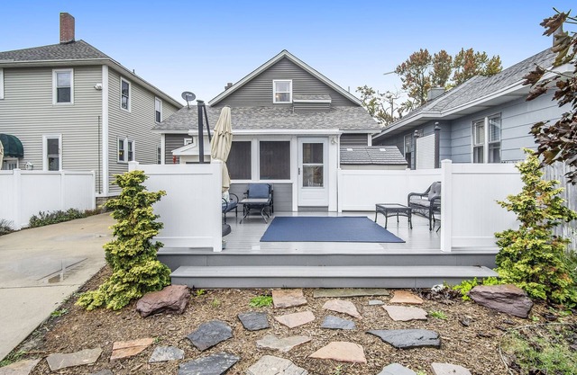 Charming 3BR Home in Muskegon – Walk to Downtown & Lake!