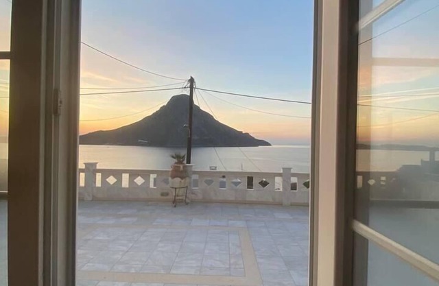 Charming 4-Bed Villa in armeos masouri kalymnos