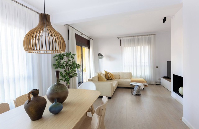 Encantador apartamento de 4 habitaciones cerca del Camp Nou