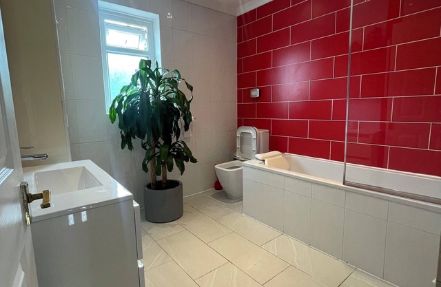 Charming 4-Bedroom Family Home in Peaceful Goffs Oak Village