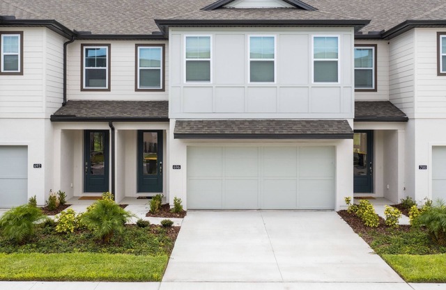 Charming 4Bd Close to Disney @ Enclave at Festival 696