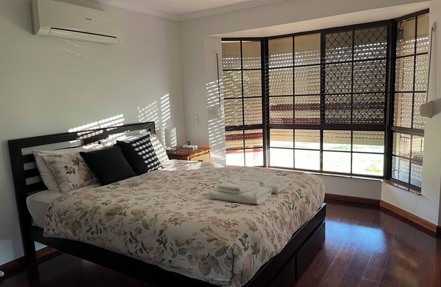 Charming 4BR Retreat near Gawler