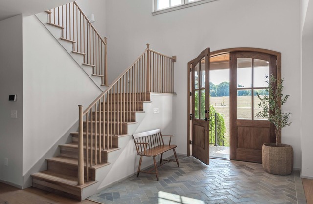 Charming 5-bedroom farmhouse on 50+ acres with Highland Cows!