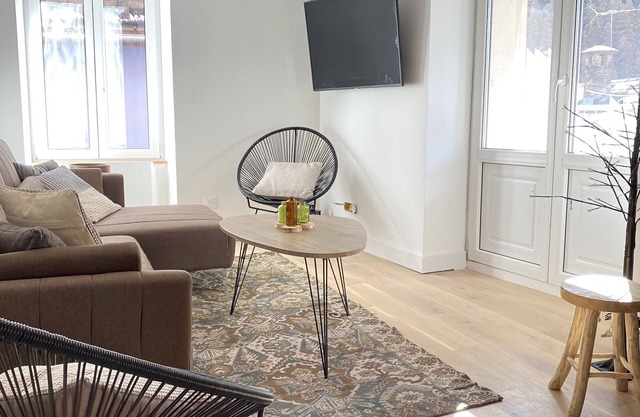 Charmant appartement de 75m2 3ch 2sdb de 6/8 personnes 1 balcon