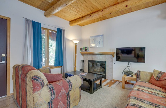 Charming Amalia Retreat w/ Fireplace & Grill!