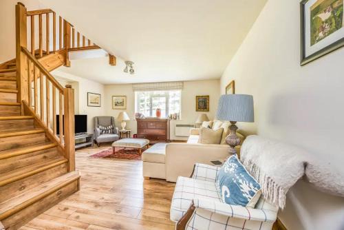 Charming Annexe Lodge with Parking Pass The Keys