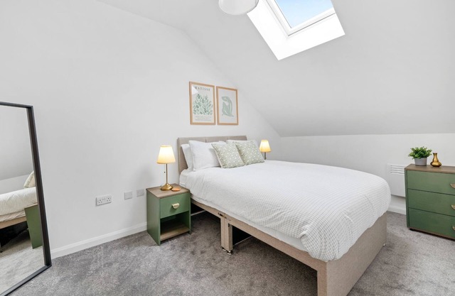 Charming Apartment | Free Parking and Wi-Fi