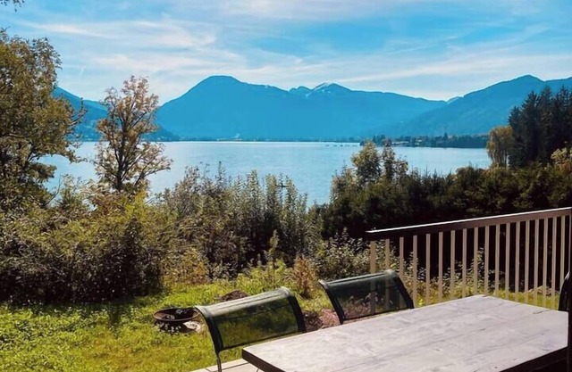 Cozy apartment with garden, charm and Tegernsee view