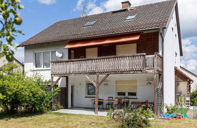 Charmant Appartement à Fuldabrück avec Jardin