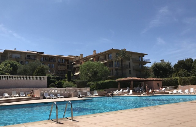 Charmant Appt. RDC avec piscine à 5 min centre ville de Saint Tropez