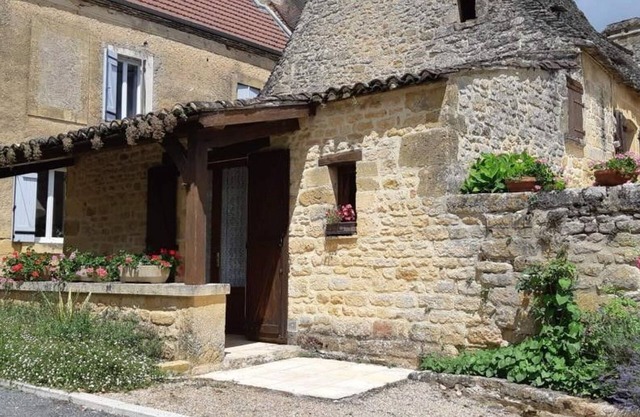 Charming B&B in the Périgord Noir in the heart of a former priory(4)