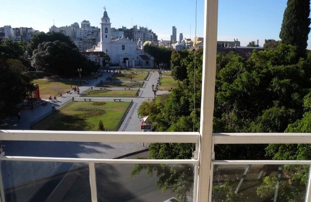 Charmant appartement avec balcon donnant sur le parc Recoleta