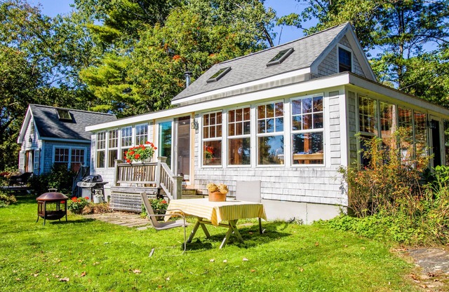 Cottage Bayview charmant avec poêle à bois, terrasse, jardin, à 200 pieds de l'eau!