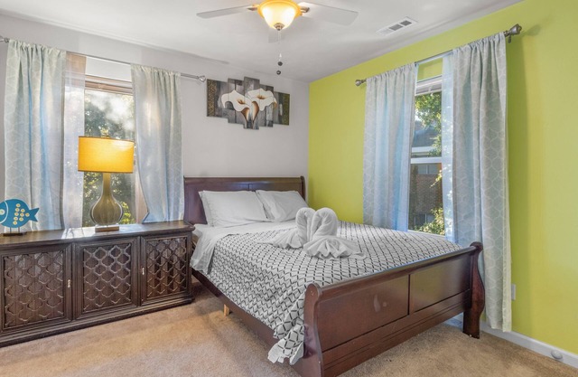 Charming Beachside Retreat - Turtle