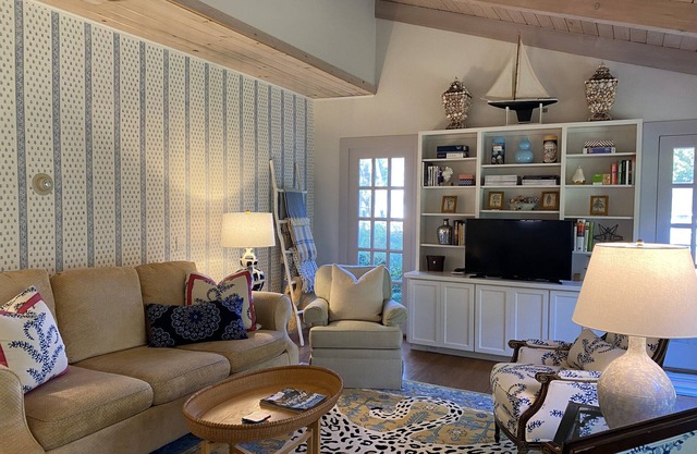 CHARMING BEAUTIFUL SOUTHWEST HARBOR HOME NEAR ACADIA!!!