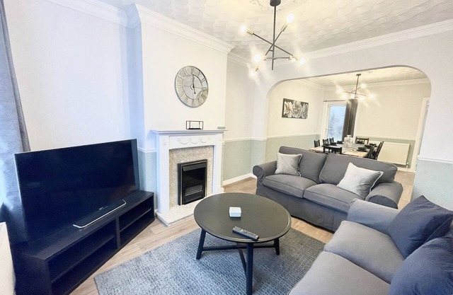 Charming Bedminster Home - Sleeps 8