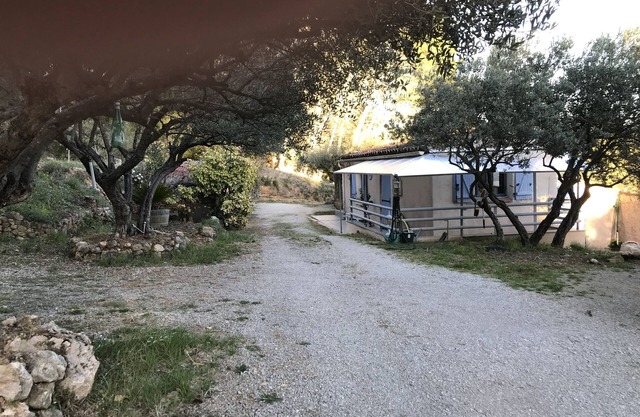 charmant studio entièrement neuf à la campagne