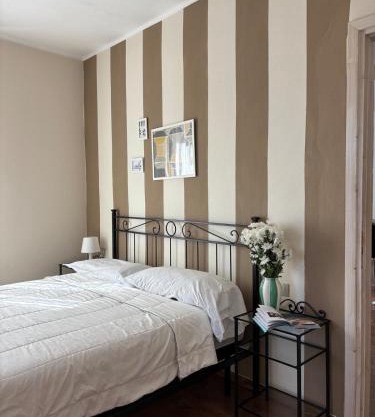 Charming & bright apartment Como lakefront
