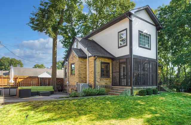 Charming Broad Ripple home on the water, walk to everything!