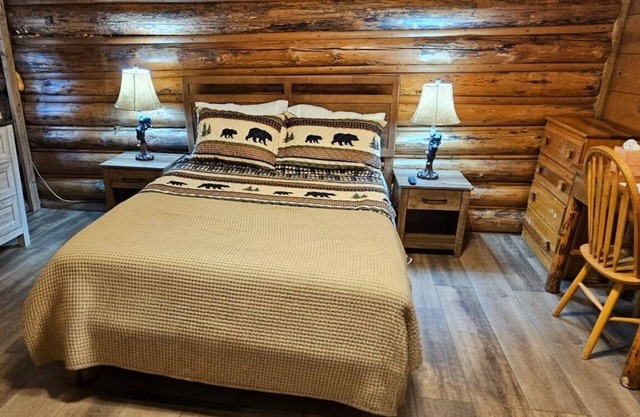 Charming Cabin in Cooke City