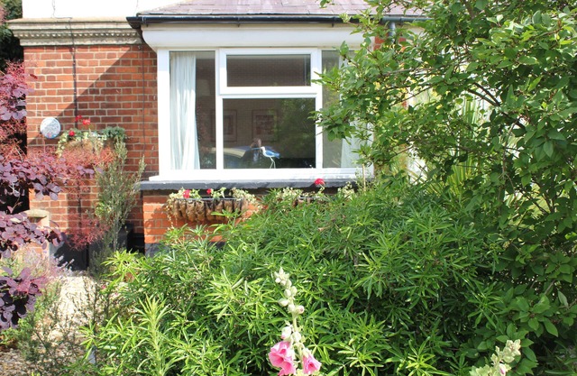 Charmante maison de caractère avec joli jardin à deux pas de Southwo
