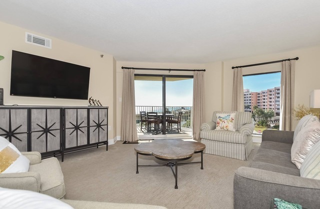 Charmant condo avec balcon privé dans un complexe confortable et calme!