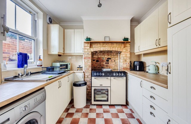 Charming Cottage | Free Parking | LastMin Discount