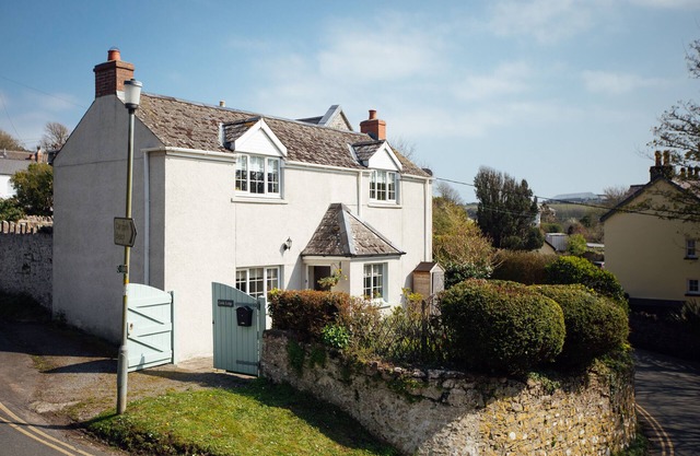Cottage de charme, 5 minutes à pied de la plage, laissez-passer gratuits pour le château